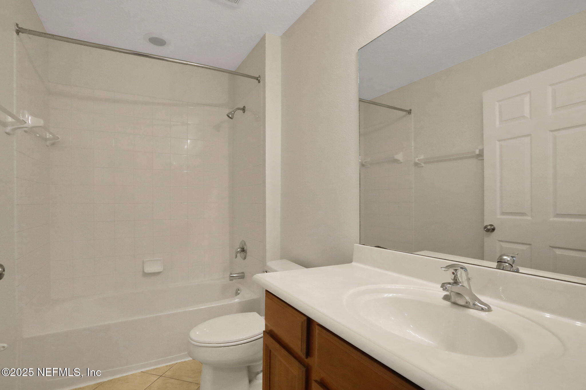 3875 BUCKTHORNE Drive, C