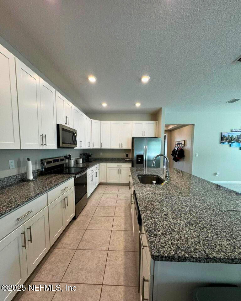 2606 TRUMPET Lane