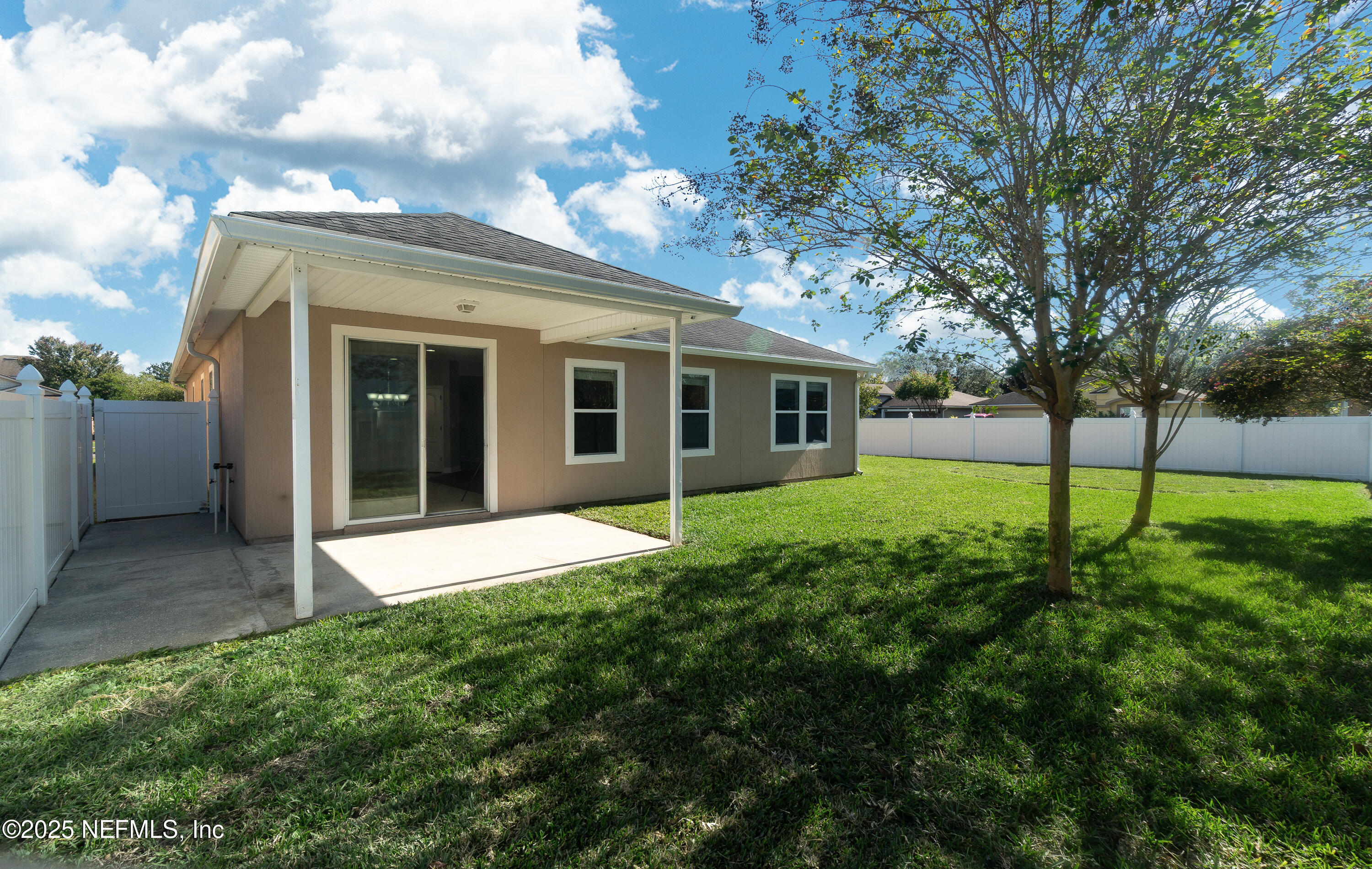 1116 PINE ISLAND Court