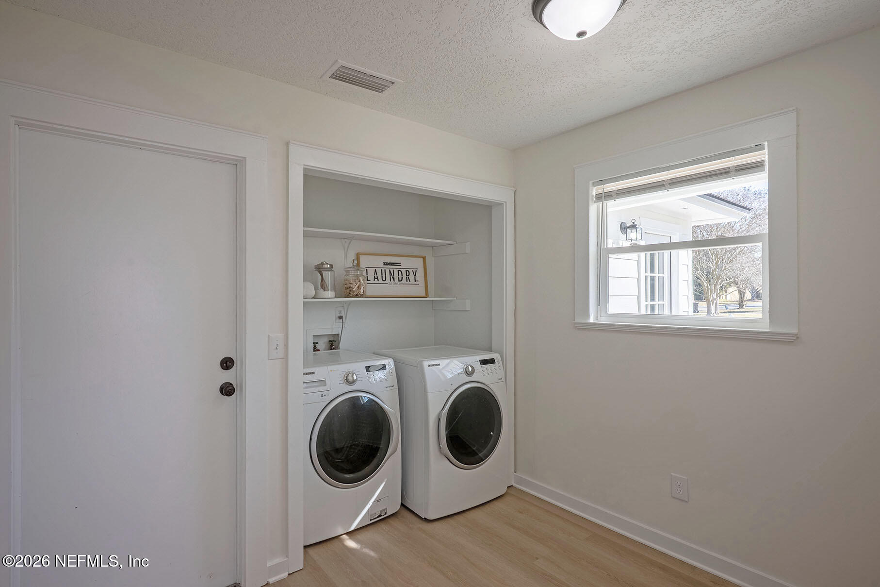 2451 RIDGECREST Avenue