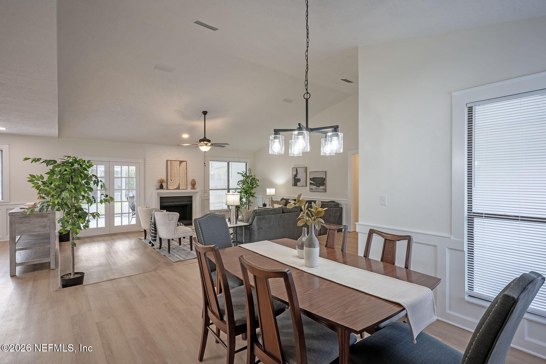 2451 RIDGECREST Avenue