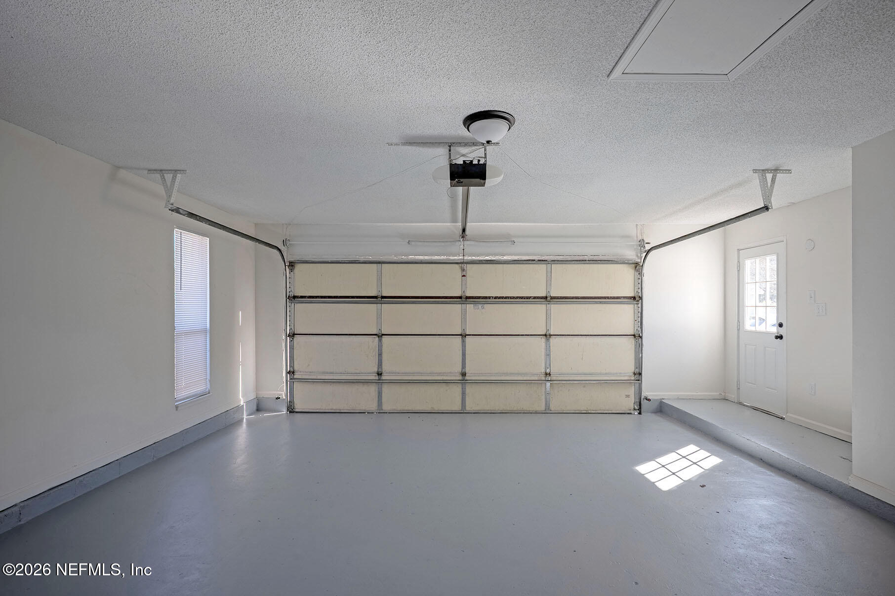 2451 RIDGECREST Avenue