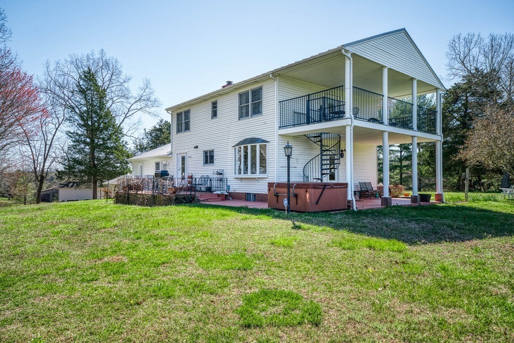 410 Petty Rd