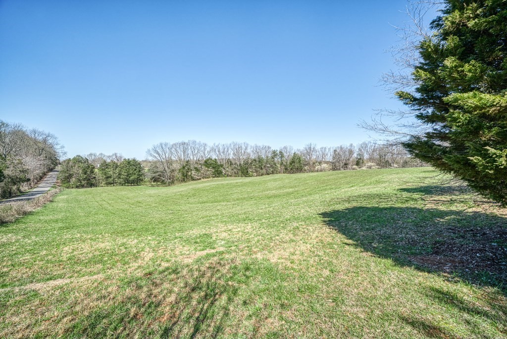 410 Petty Rd