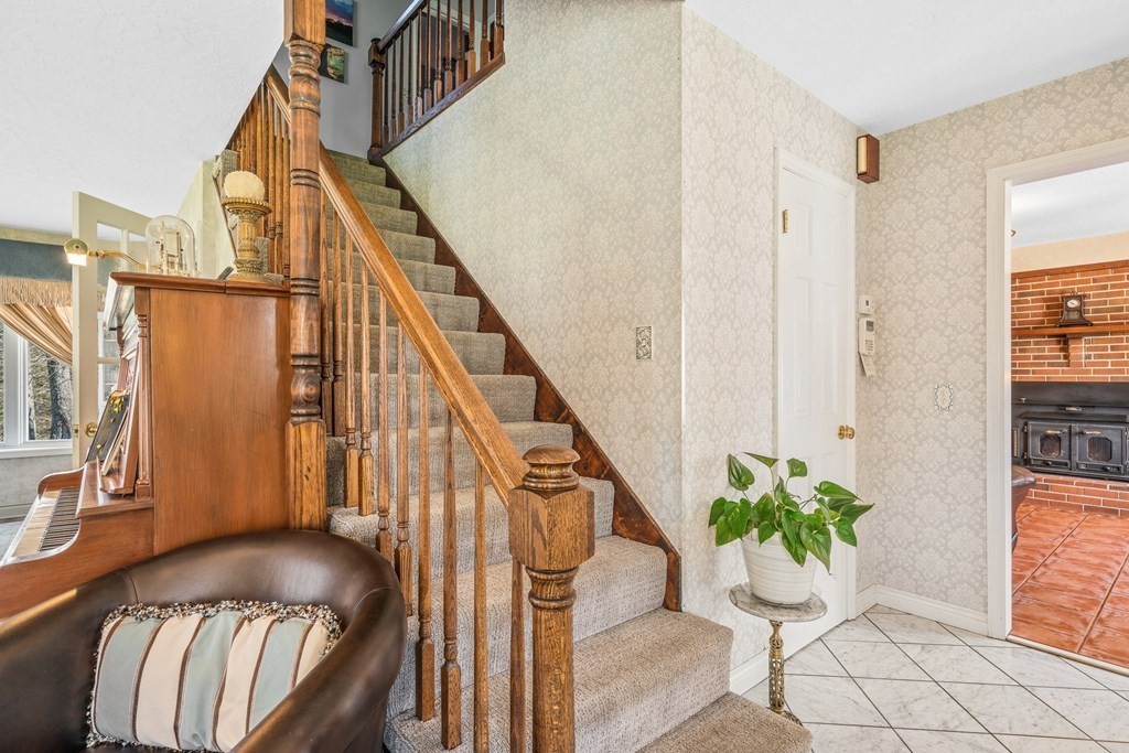 410 Petty Rd