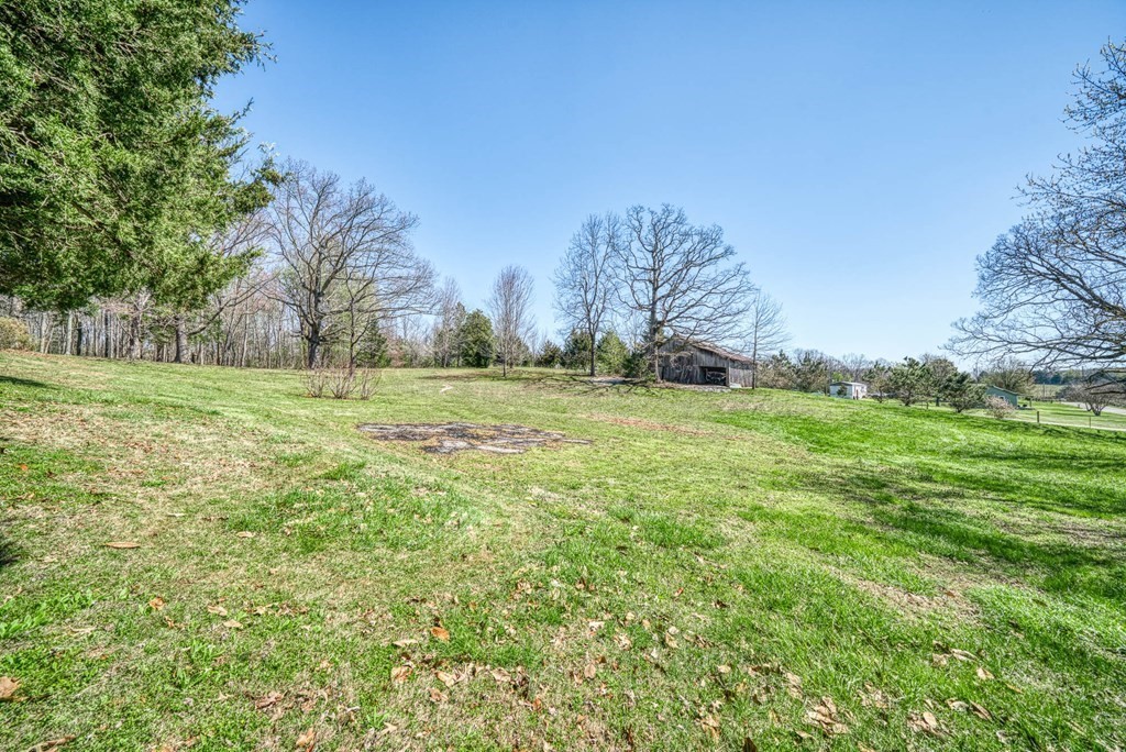 410 Petty Rd