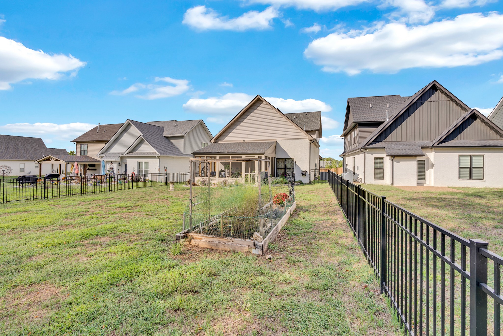 1558 John Galt Dr