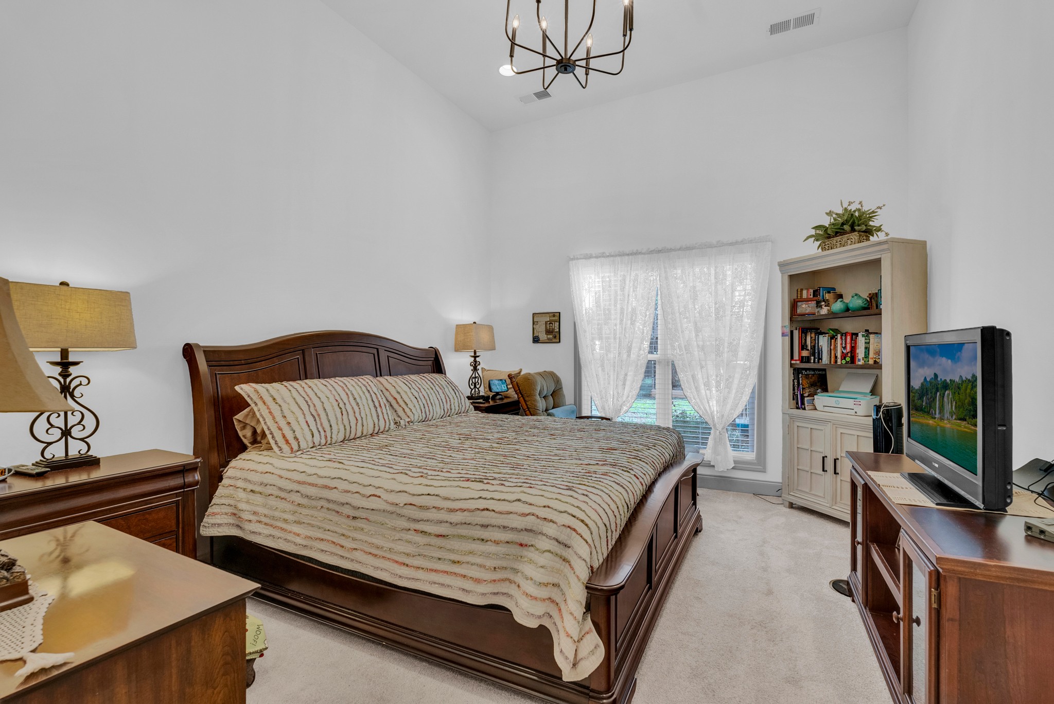 1558 John Galt Dr