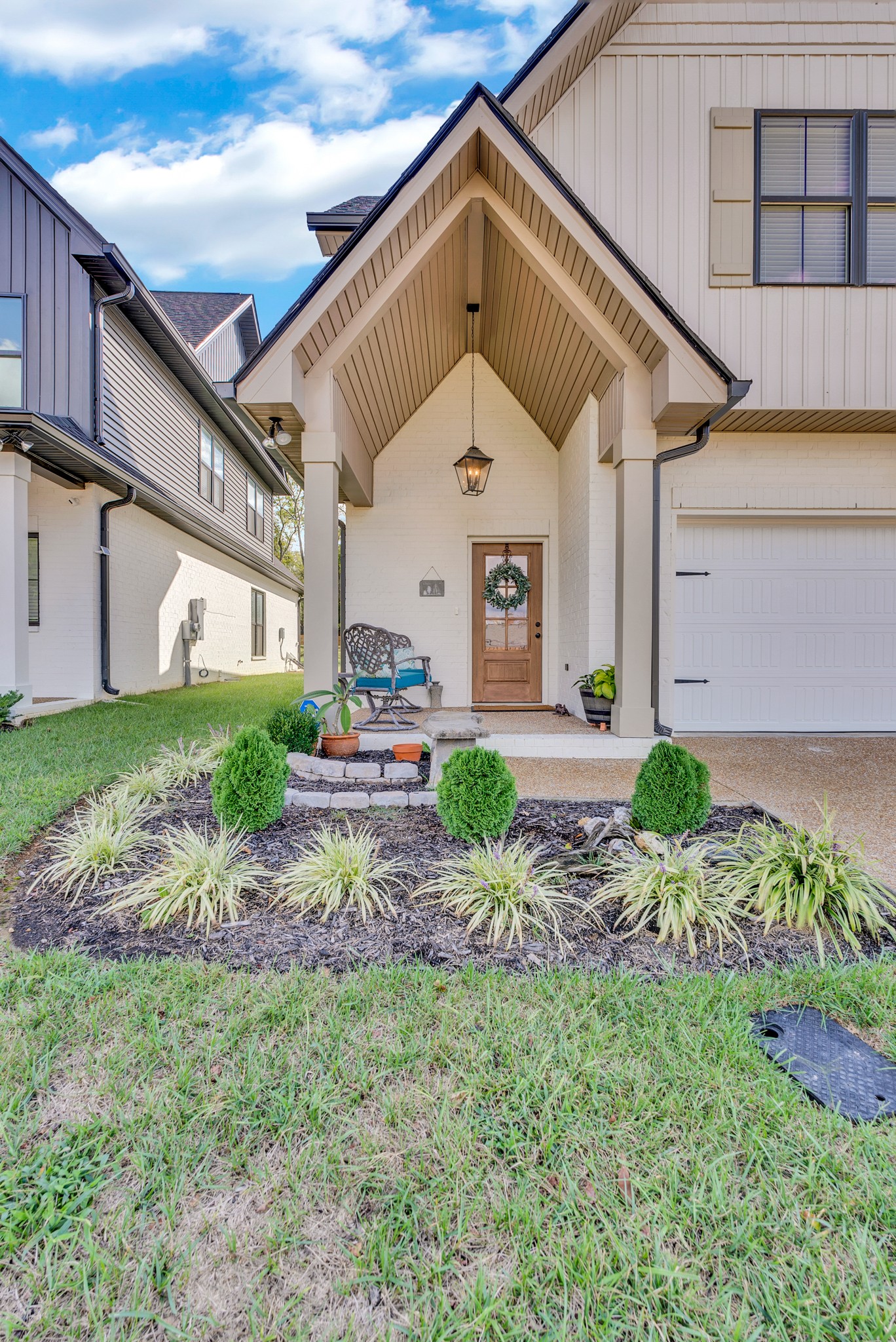 1558 John Galt Dr
