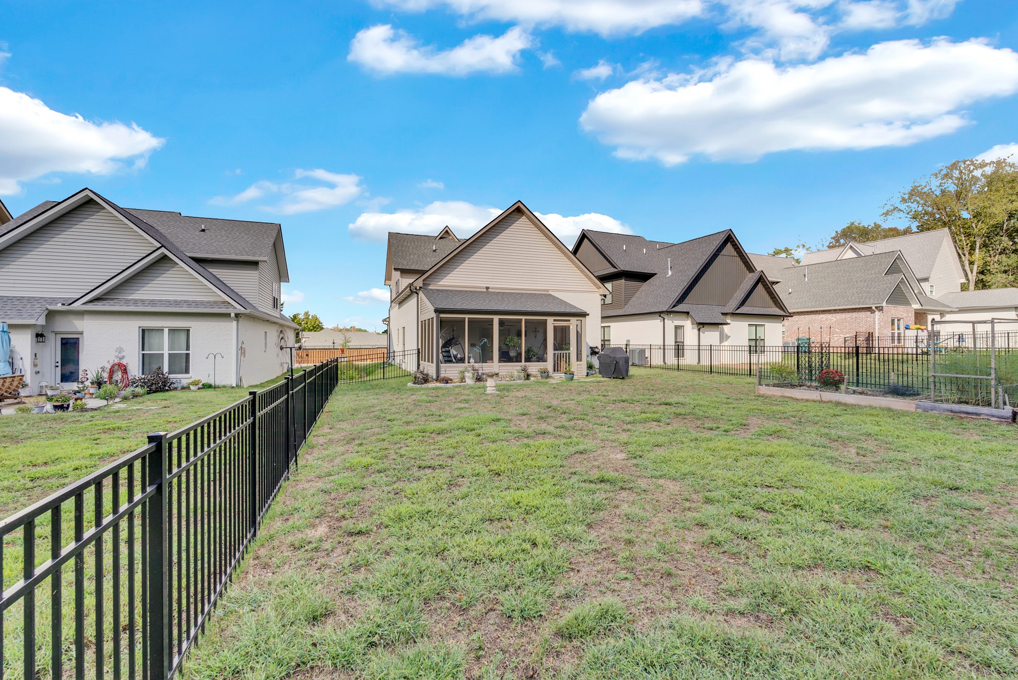 1558 John Galt Dr
