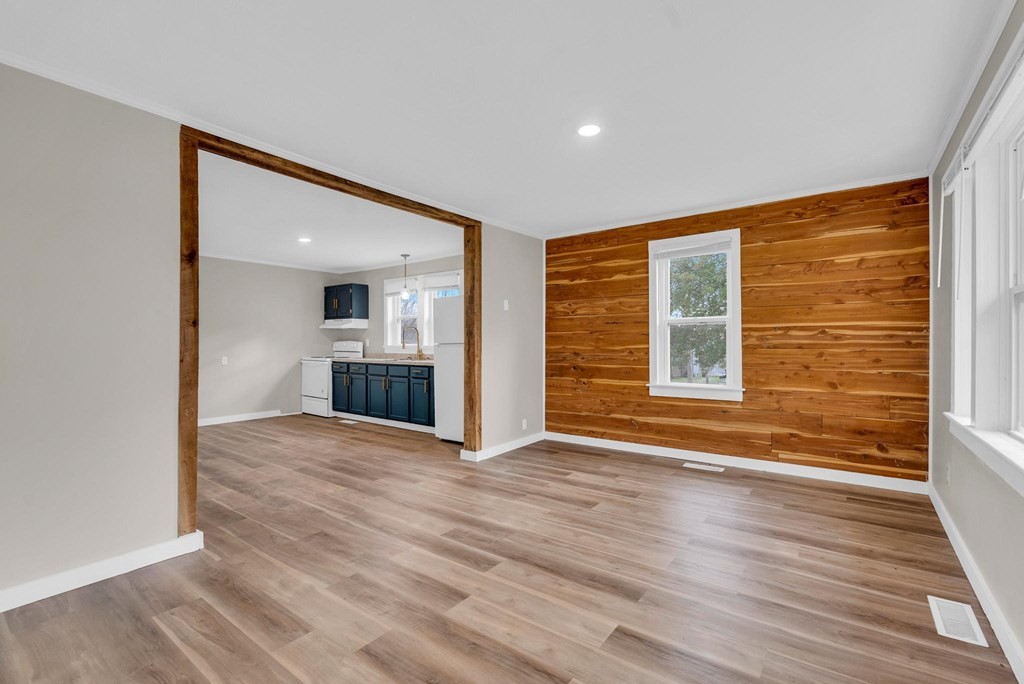 501 Ash Ave