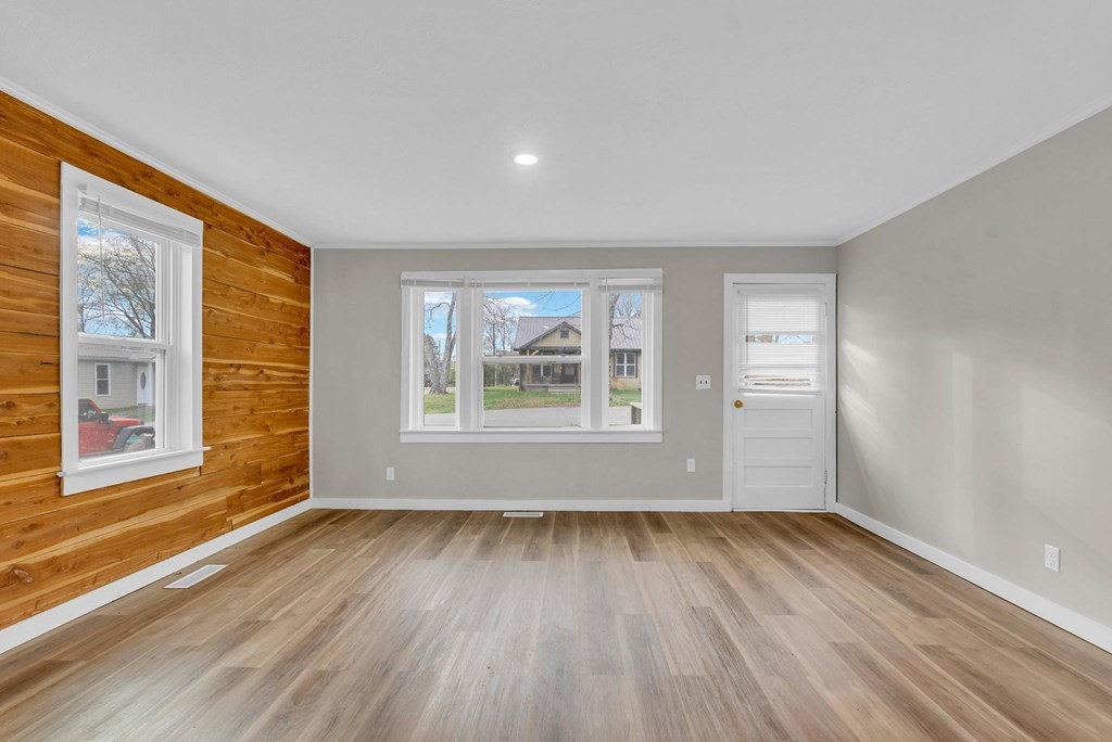 501 Ash Ave