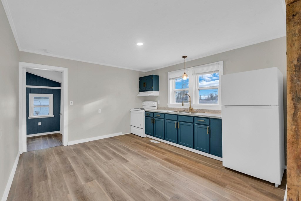 501 Ash Ave