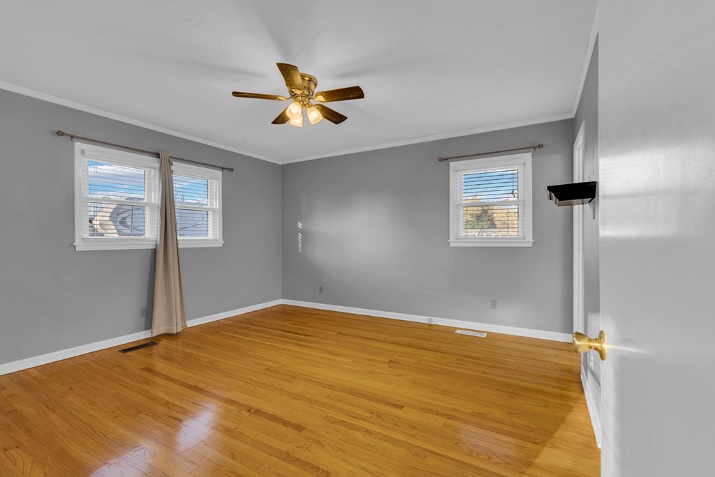 291 Belvue Dr
