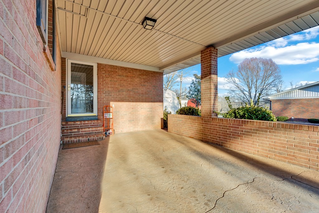 291 Belvue Dr