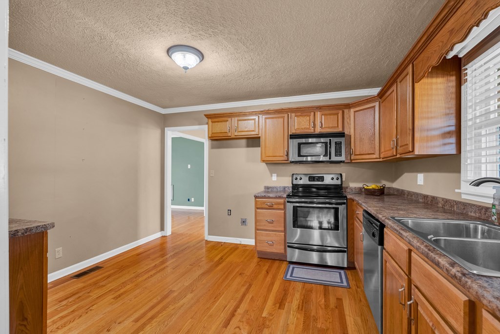 291 Belvue Dr