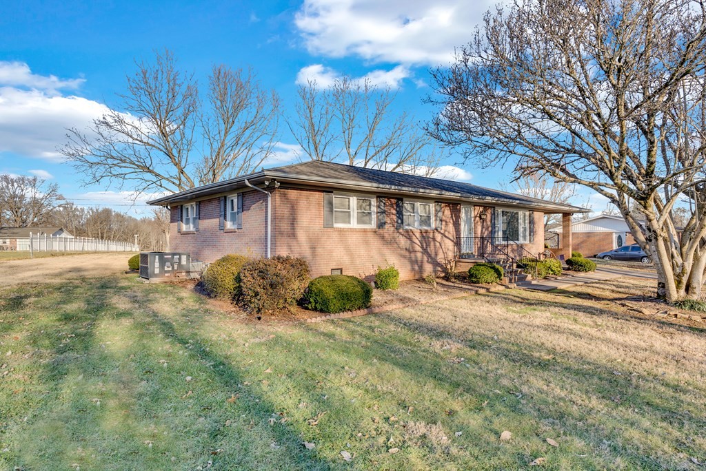 291 Belvue Dr