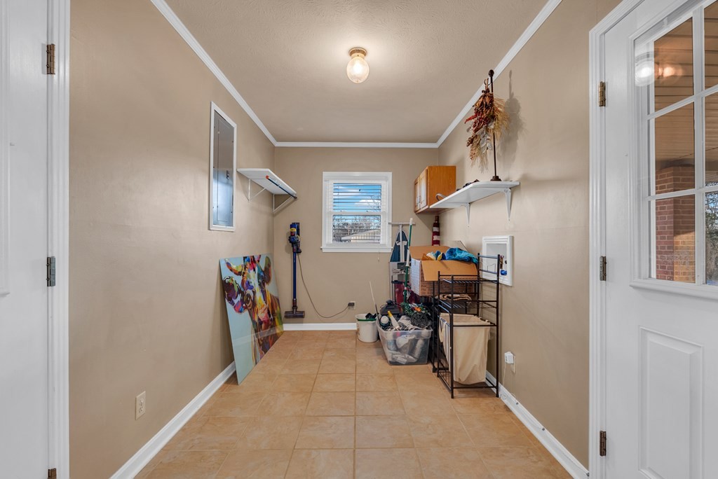 291 Belvue Dr