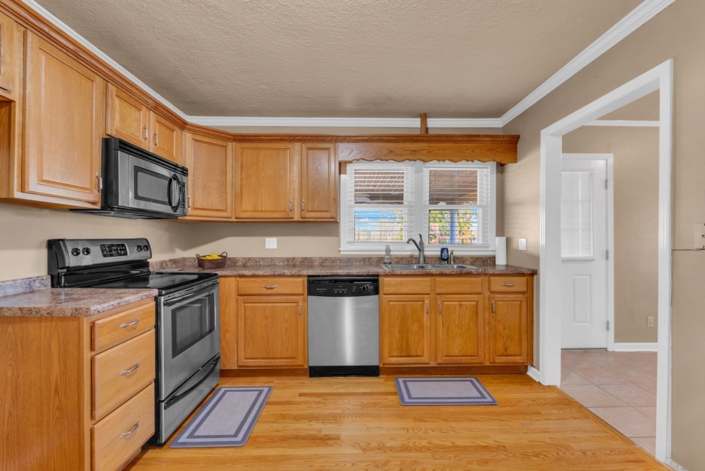 291 Belvue Dr