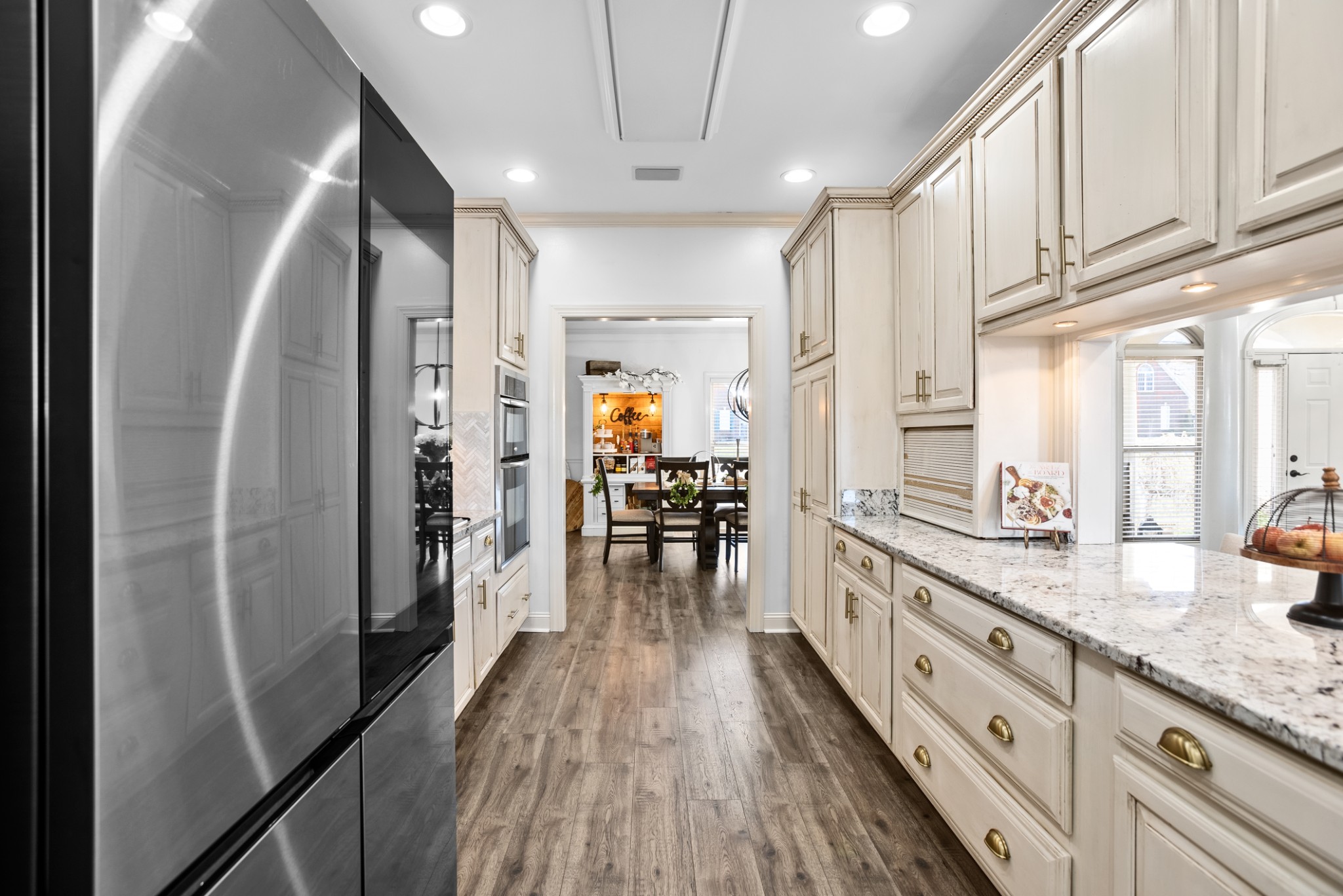 3552 Tolbert Dr