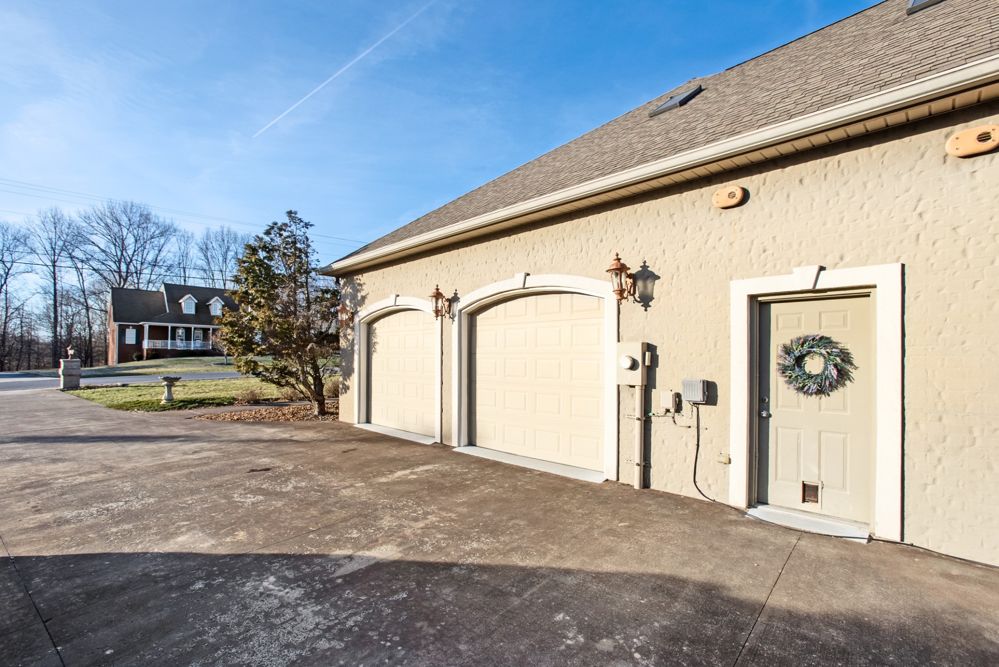3552 Tolbert Dr