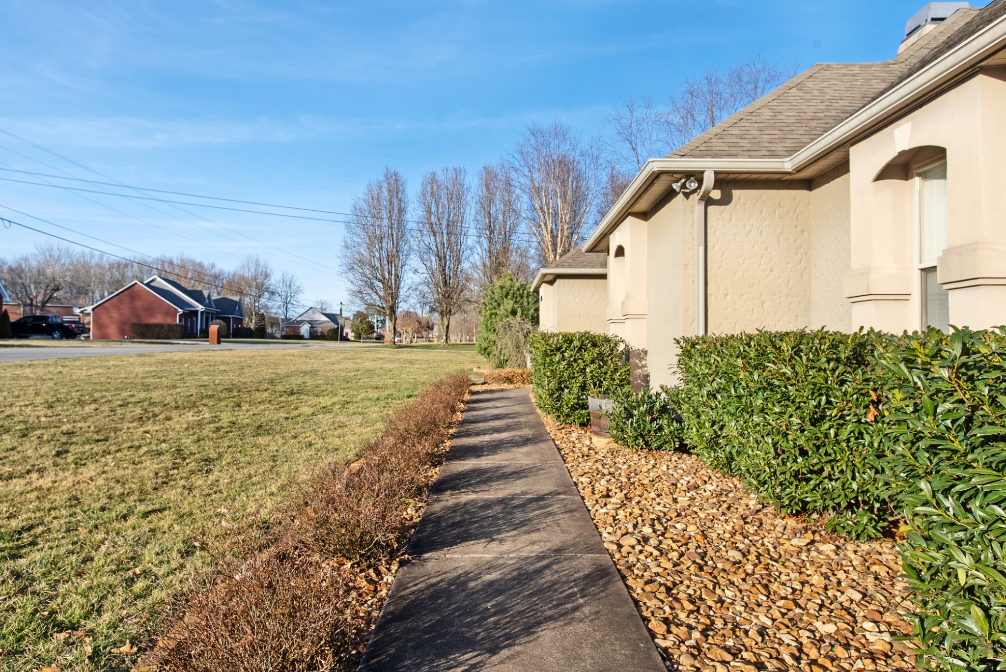 3552 Tolbert Dr