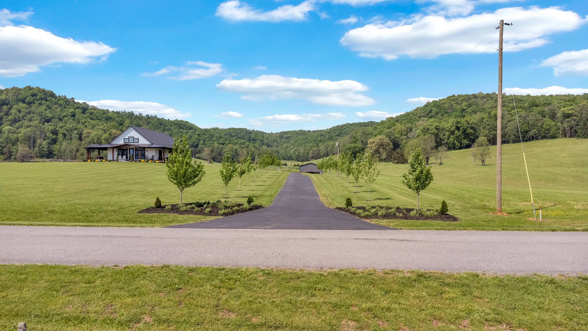 941 Jim Hennessee Rd
