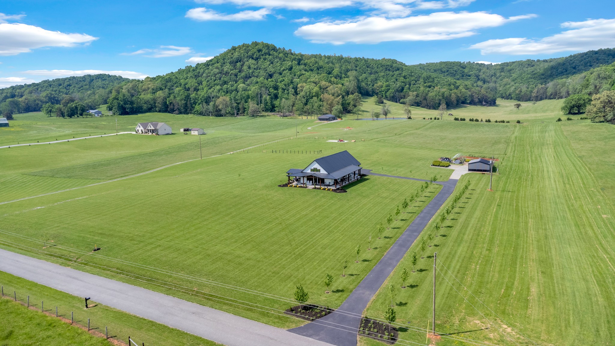 941 Jim Hennessee Rd