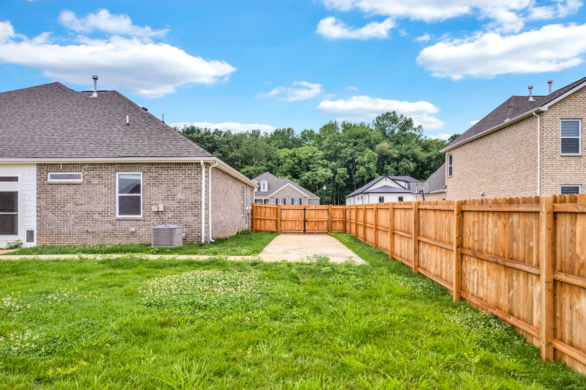215 Greystone Way