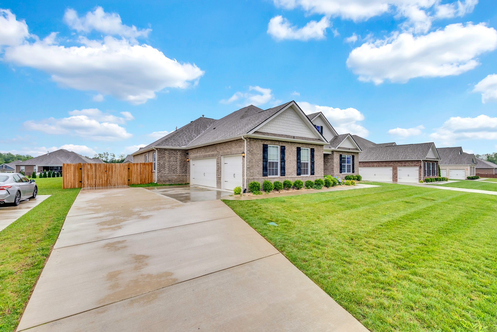 215 Greystone Way