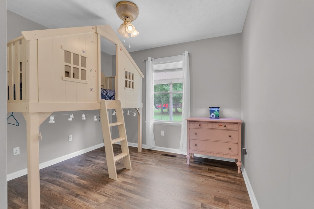 132 Judd Ln