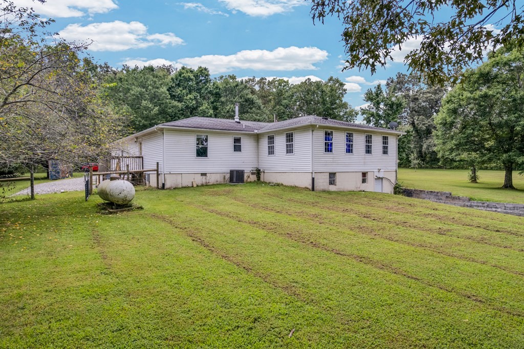 132 Judd Ln