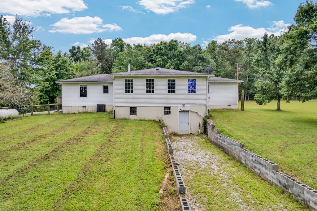 132 Judd Ln