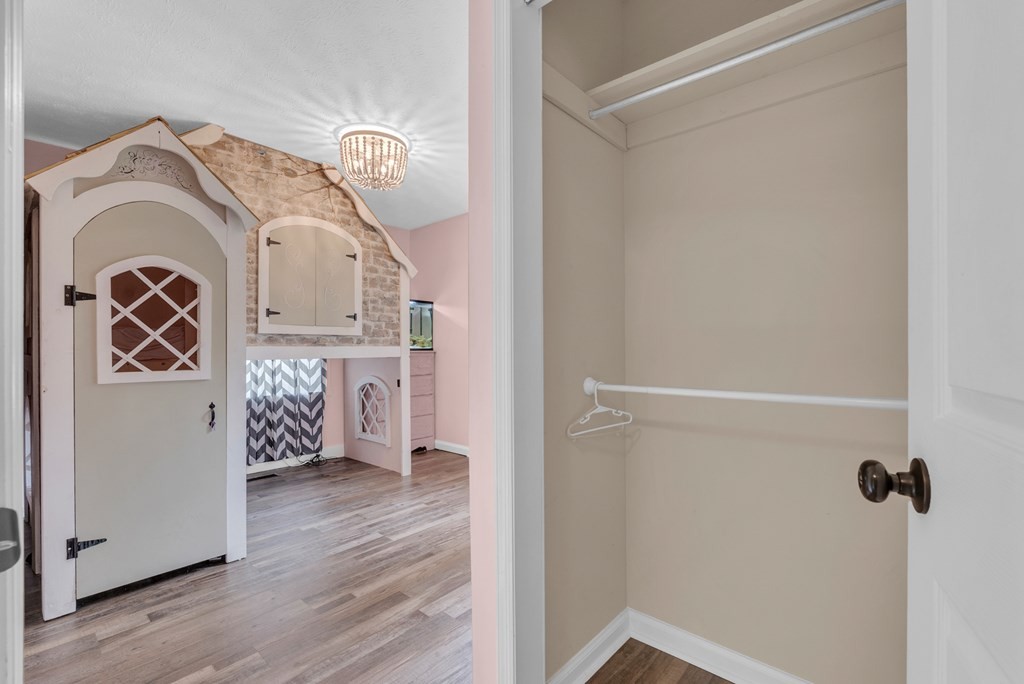 132 Judd Ln