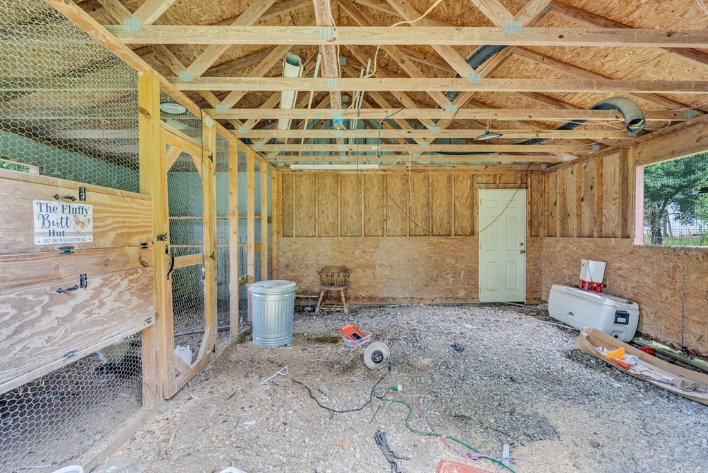 132 Judd Ln