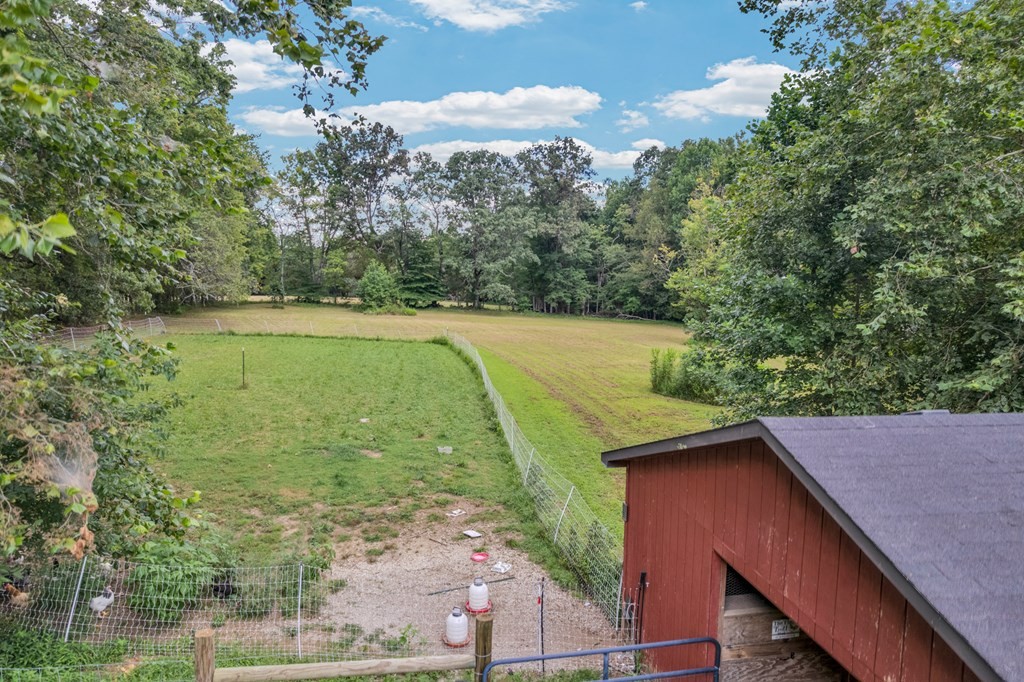 132 Judd Ln