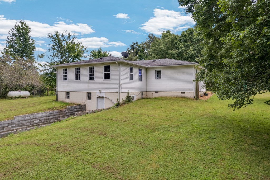 132 Judd Ln