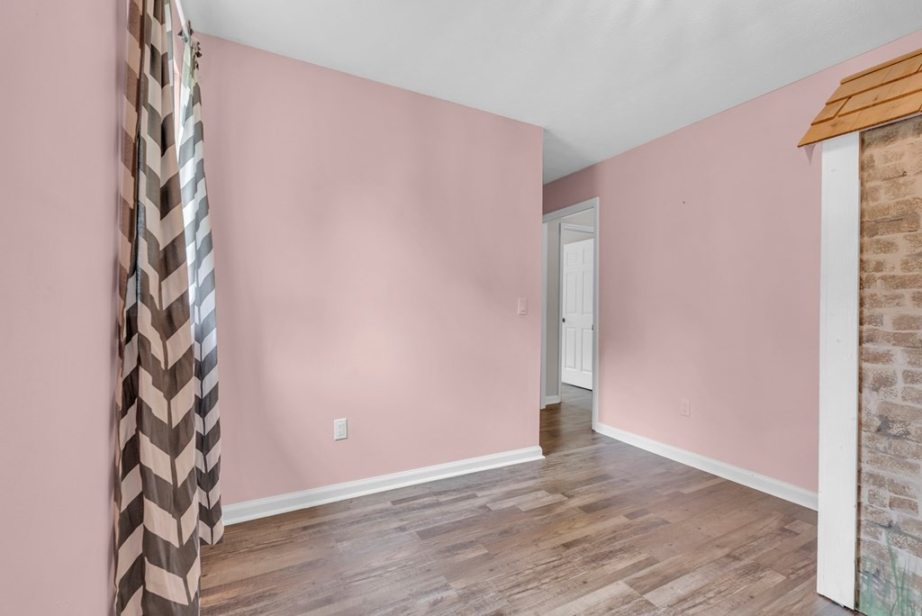132 Judd Ln