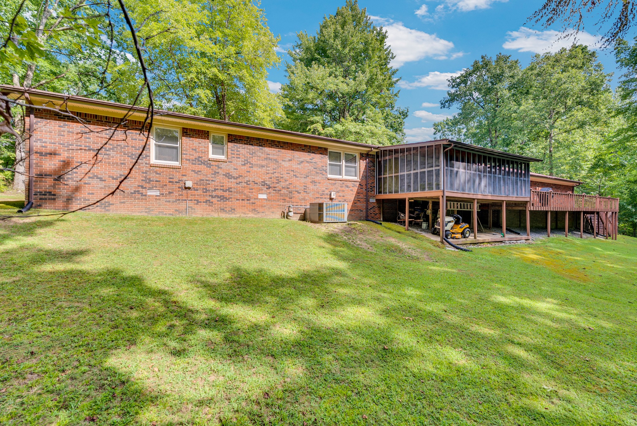 712 Callahan Rd