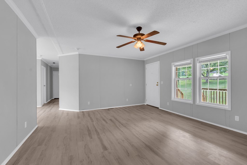 285 Middle Dr
