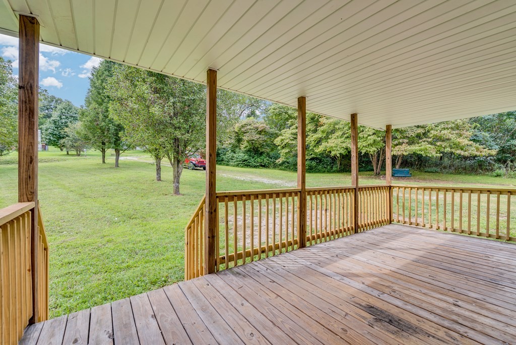 285 Middle Dr
