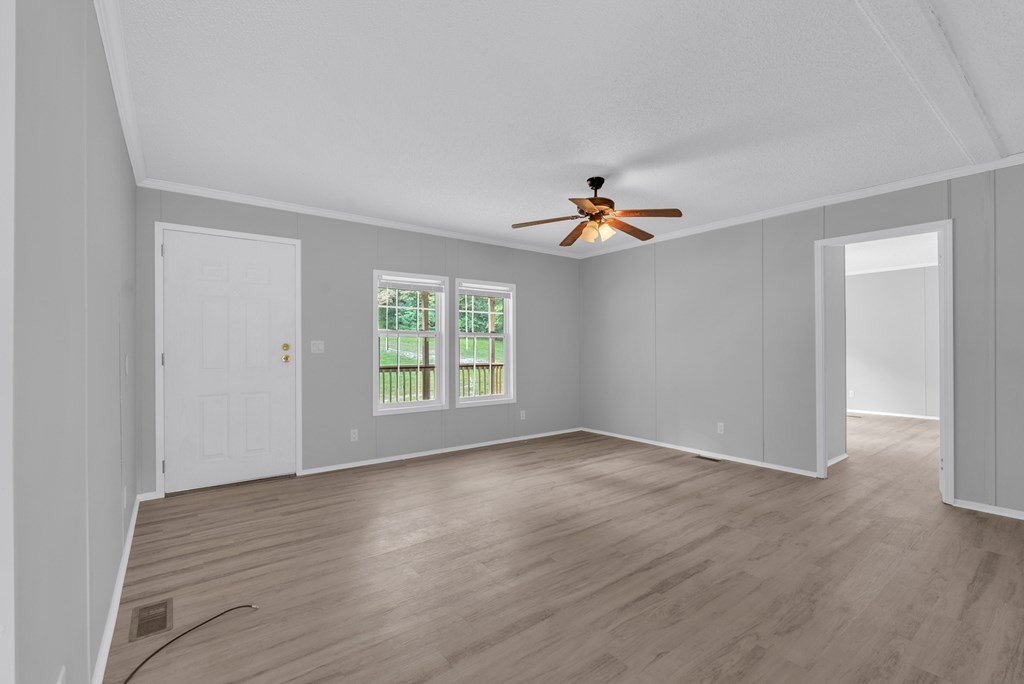 285 Middle Dr