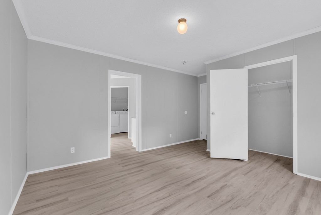 285 Middle Dr