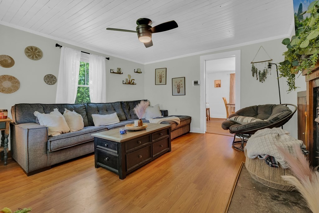 13593 Old Kentucky Rd