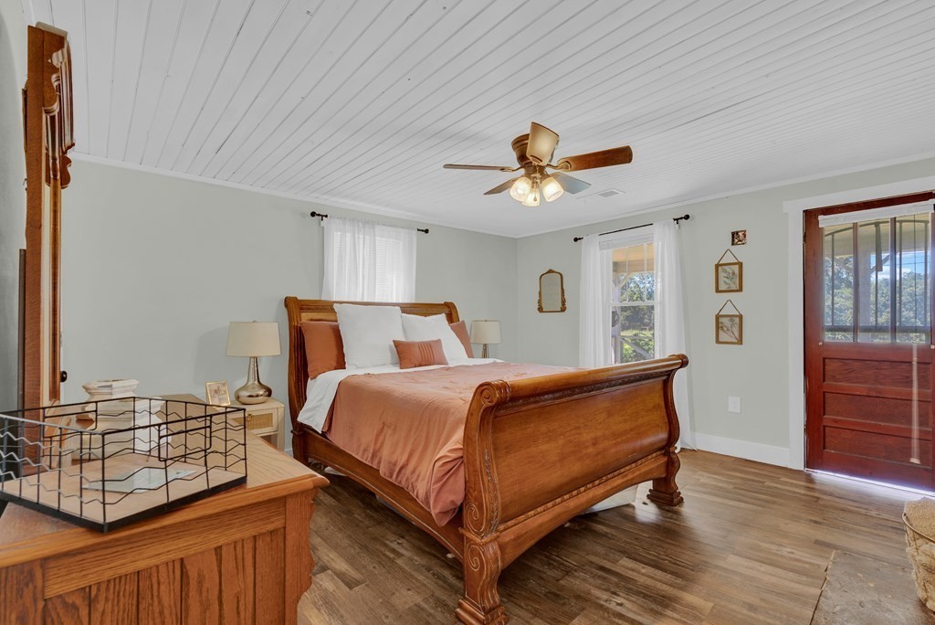 13593 Old Kentucky Rd