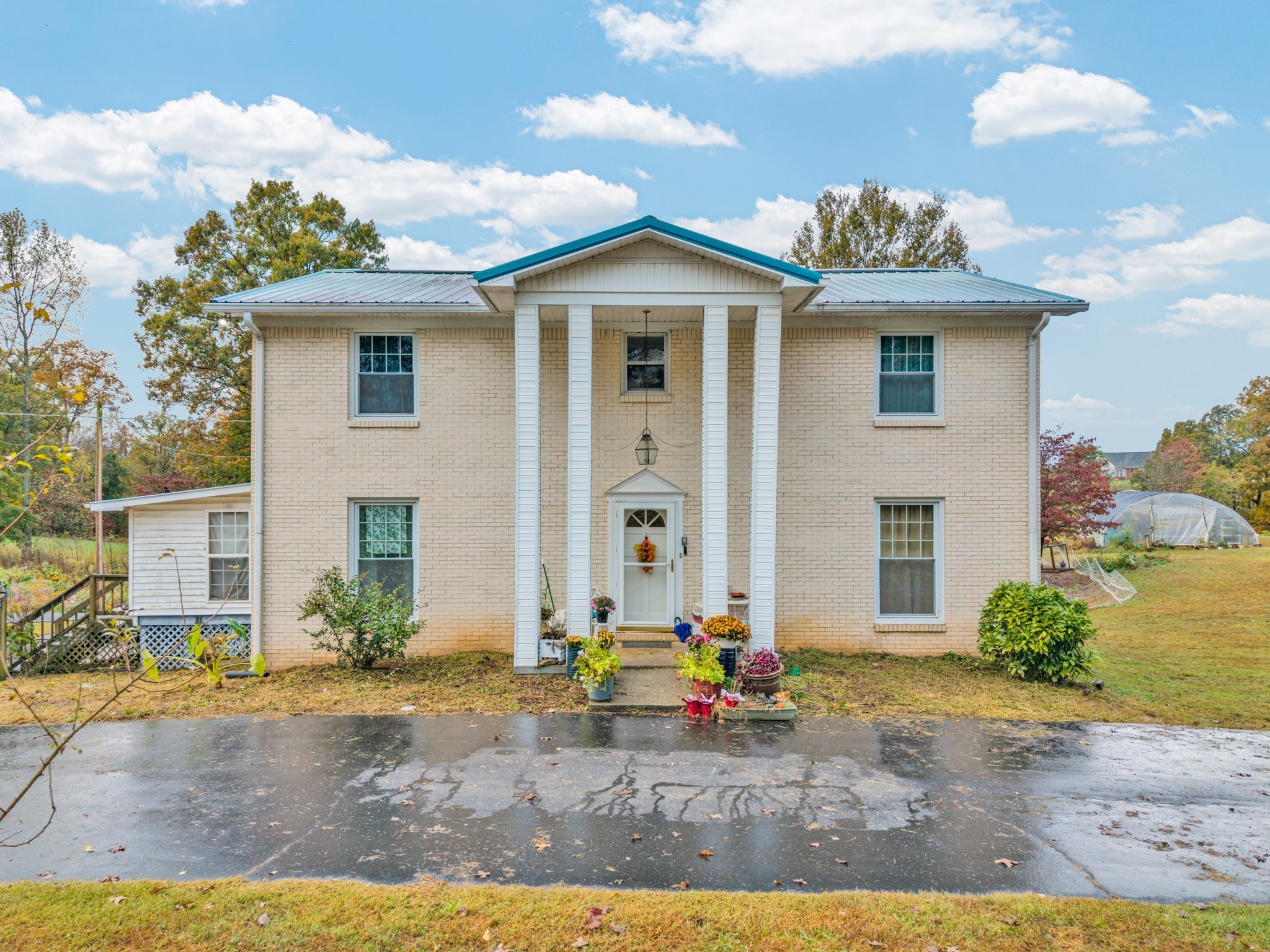 5881 Burgess Falls Rd