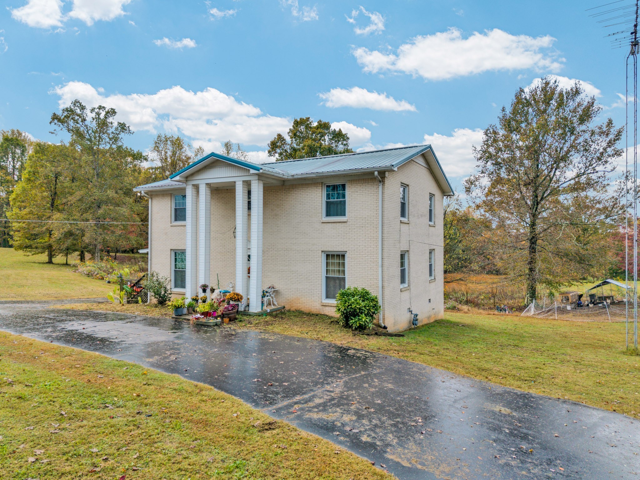 5881 Burgess Falls Rd