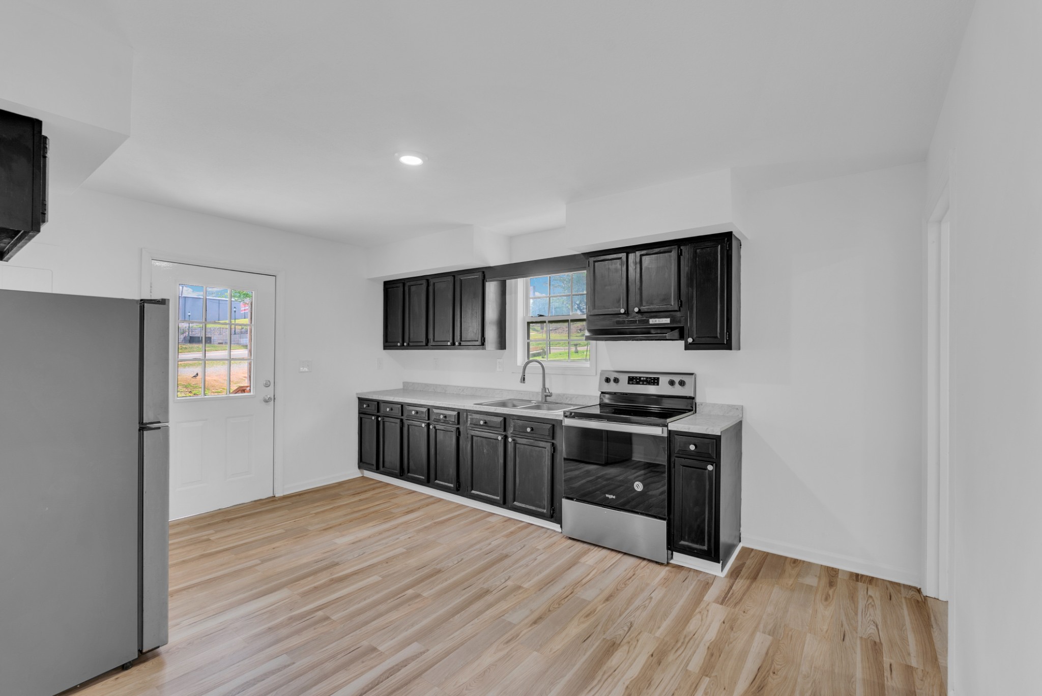 7 N Carter St
