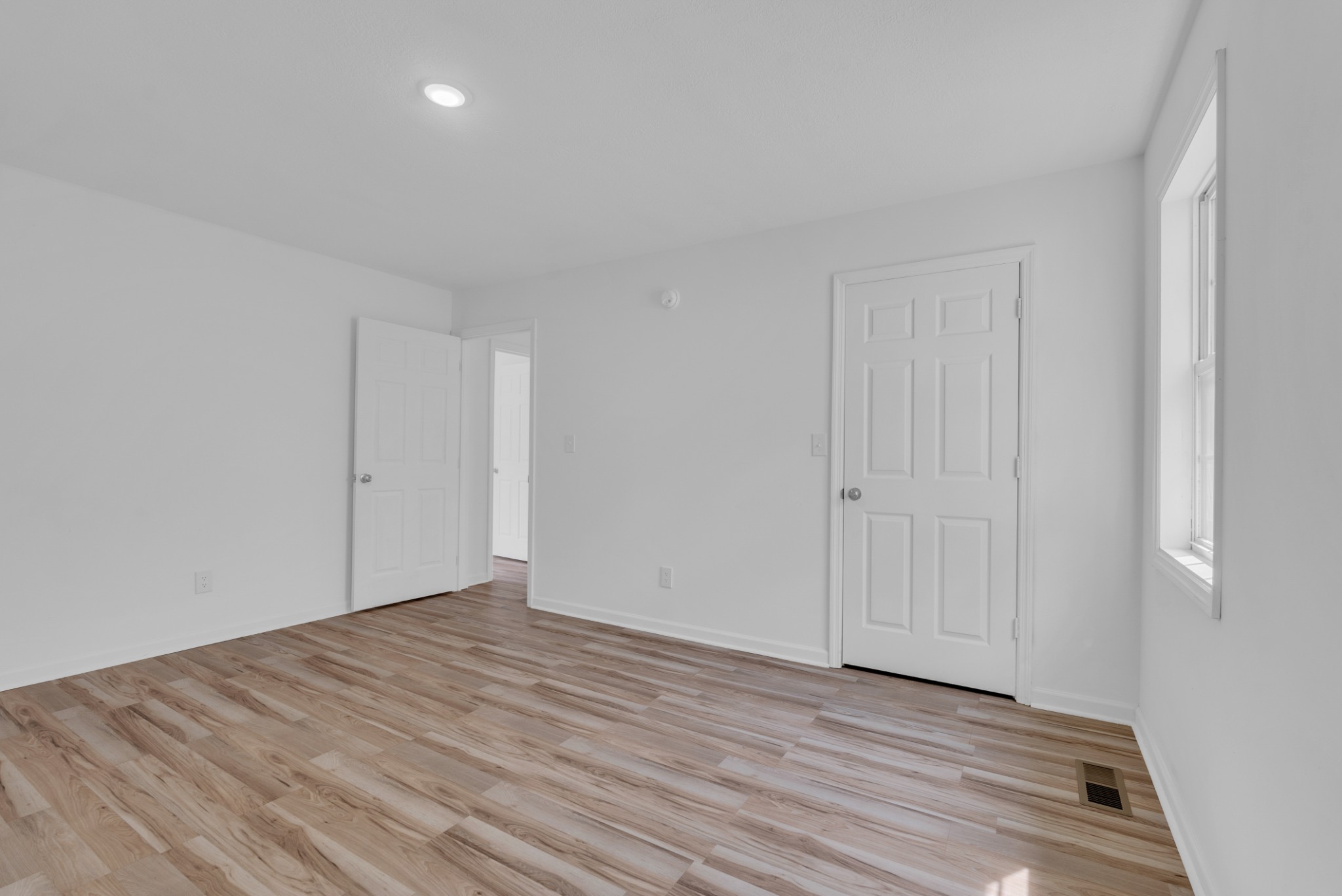 7 N Carter St