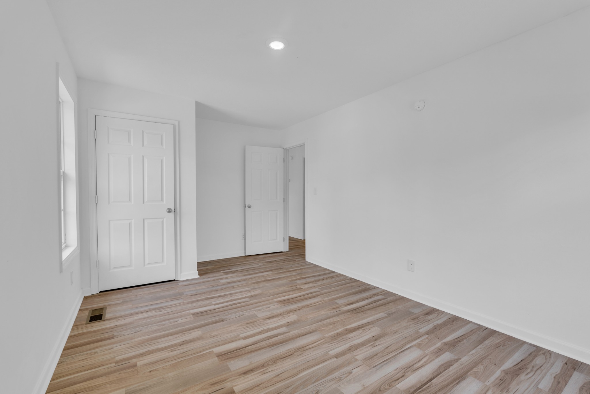 7 N Carter St